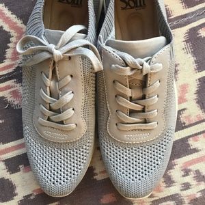 sofft novella sneaker